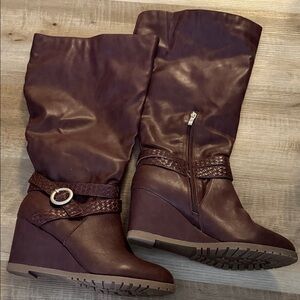 JG Women's Brown Wedge Wide Calf Boots